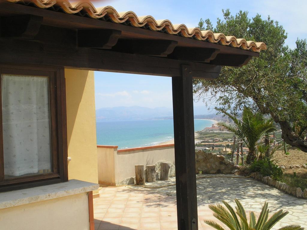 Blunda Holiday Home Castellammare del Golfo Værelse billede