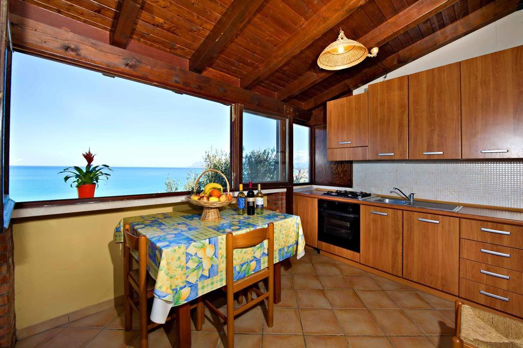 Blunda Holiday Home Castellammare del Golfo Værelse billede